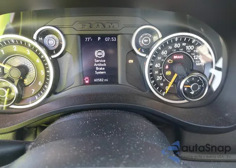 2020 Ram 1500 Big Horn 4X4 5'7 Box из США, поврежденный, VIN 1C6RRFFG9LN231255